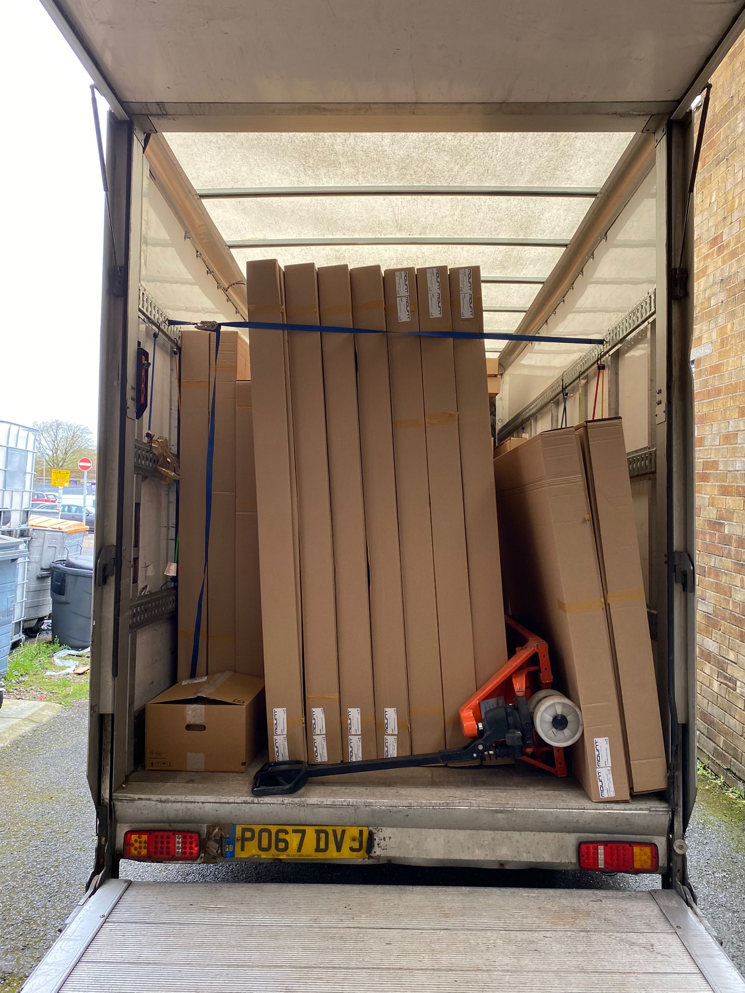 Poza galerie Trustedtrans - PHOTO-2024-04-04-11-15-52.jpg